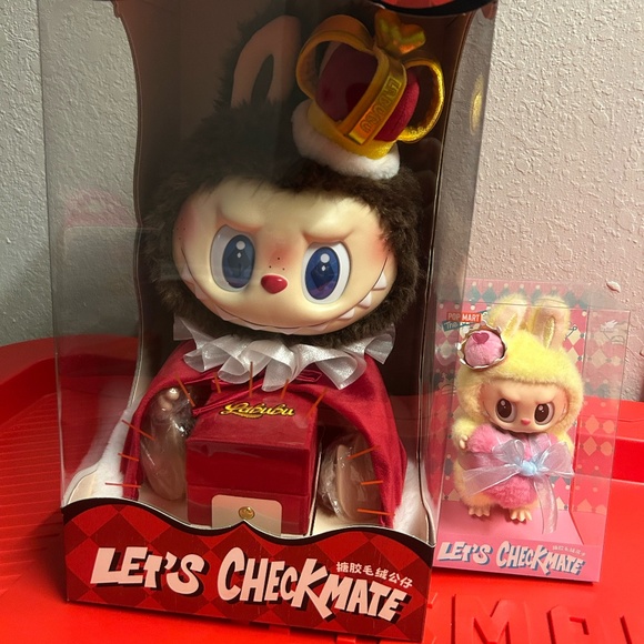 POP MART Labubu Let’s Checkmate Plush Doll & Hanging Card Set NIB - Picture 1 of 1